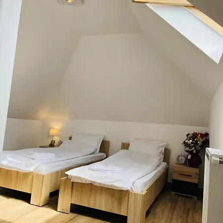 Gasthuis Random House 3*