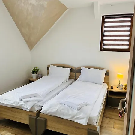 Guest house Random House