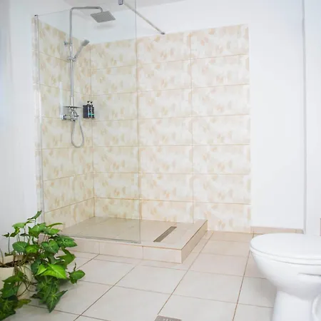 Random House 게스트하우스 3*