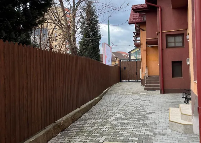 Random House Gæstehus Braşov