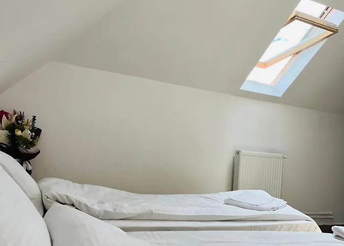 Random House Гостьовий будинок